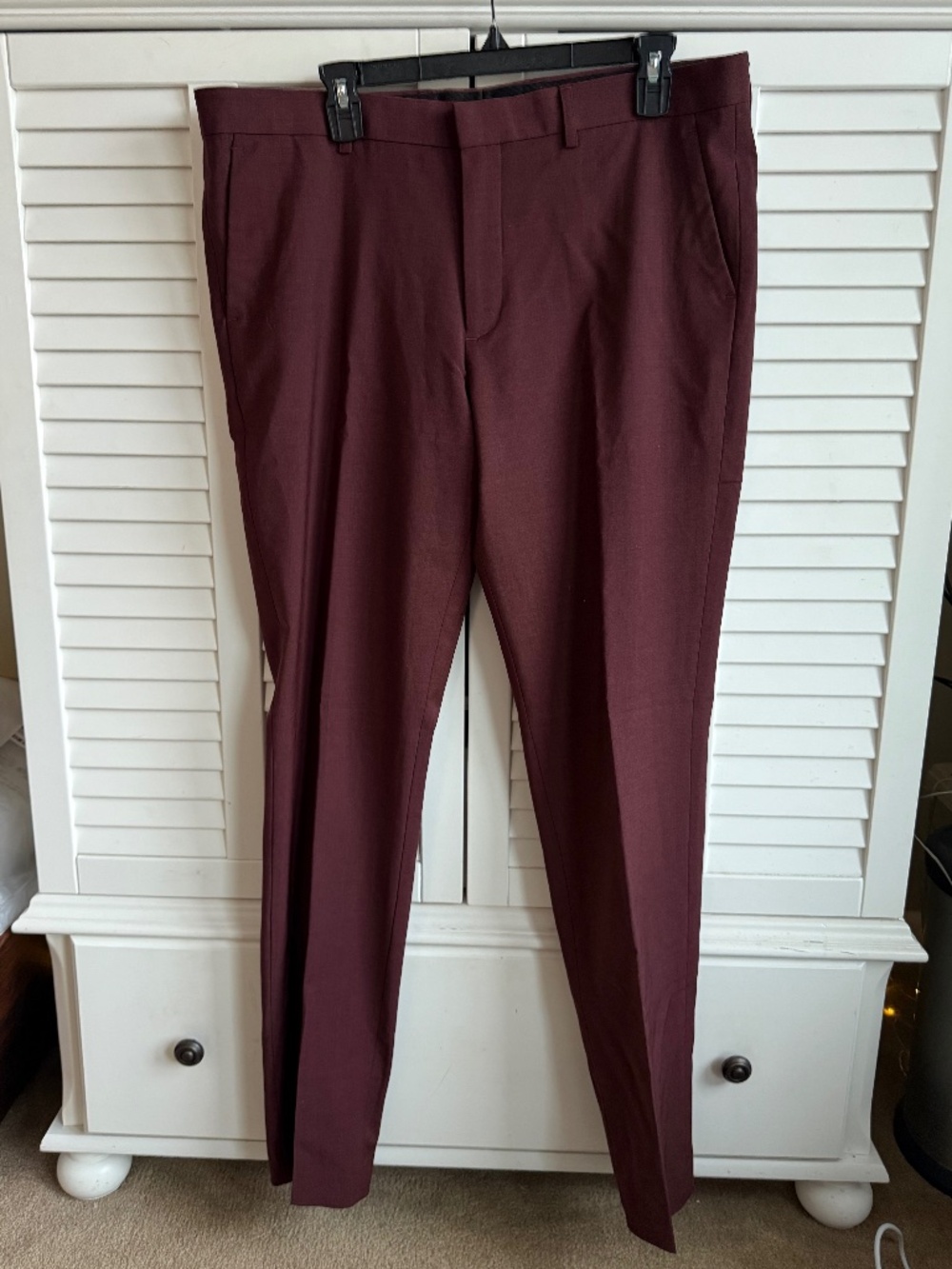 Men's Express Extra Slim Maroon Slacks